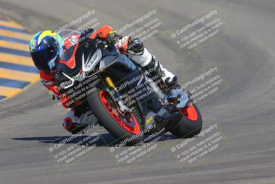 media/Sep-25-2023-Moto Forza (Mon) [[81ffa65e0a]]/A Group/Session 2 (Turns 9 and 10)/